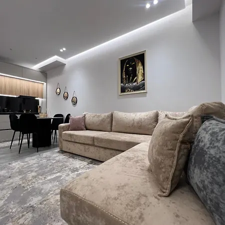 Luxury Lc