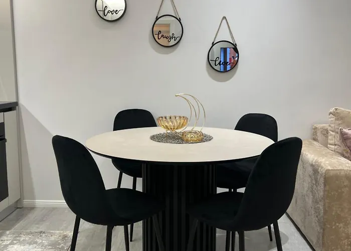 Apartment Luxury Lc Golem (Tirana)