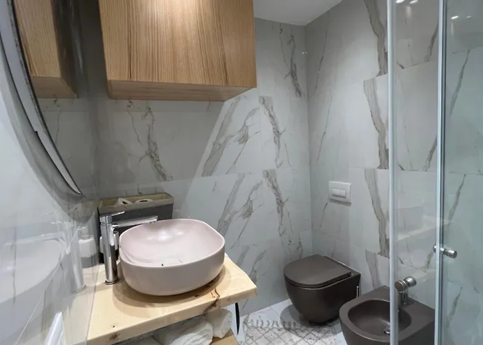 Apartment Luxury Lc Golem (Tirana)